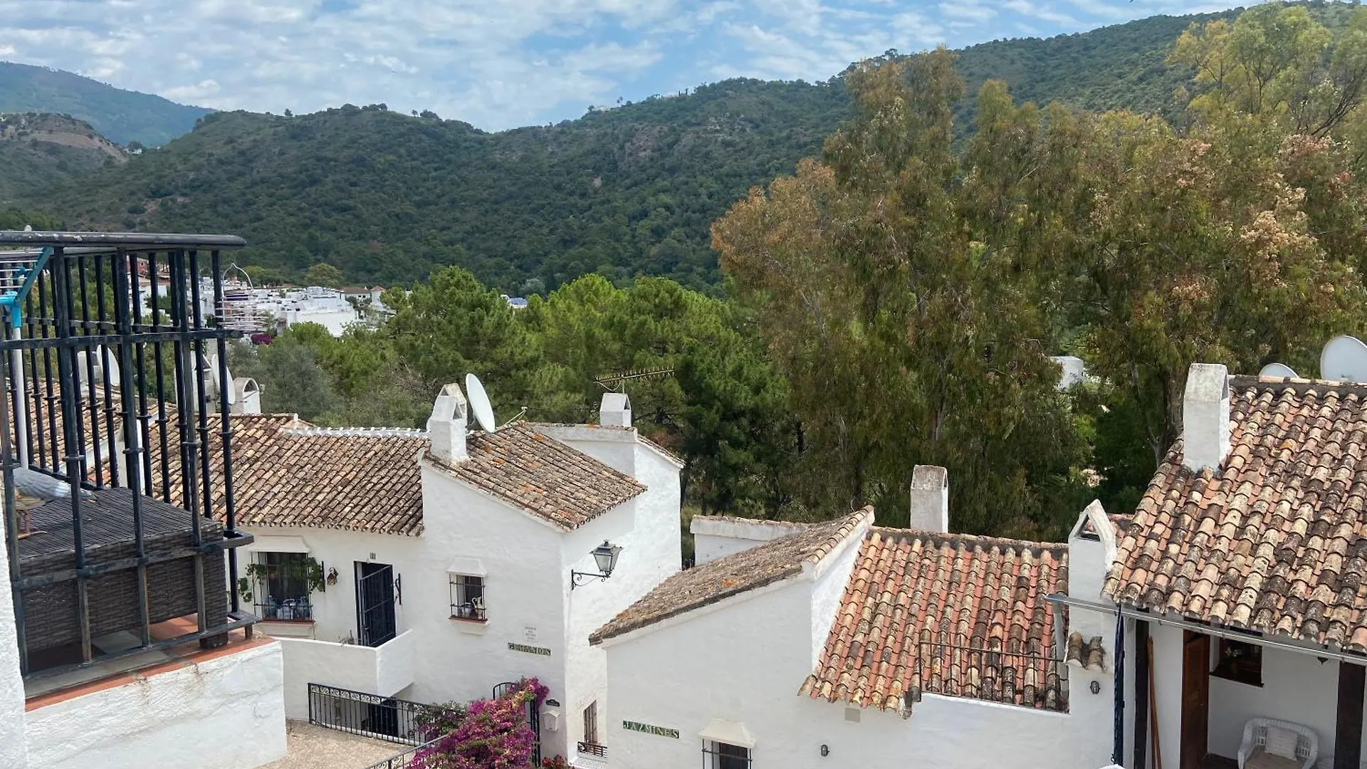 Benahavis 1 Bed Apartment